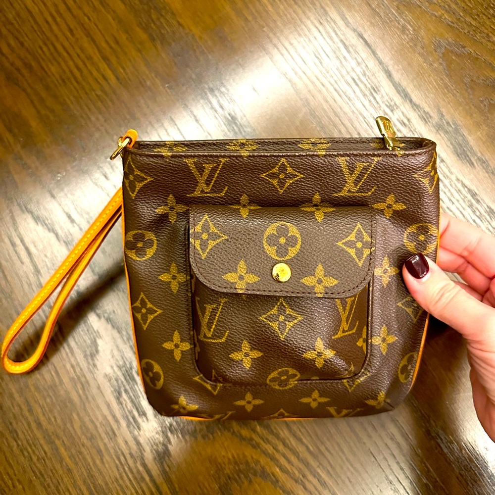 Louis Vuitton Partiton wristlet / clutch